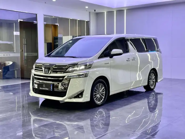 Vellfire 2021 Model Toyota Crown Hybrid 2.5L HV Supreme Edition – фото 1