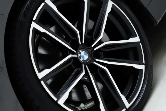 BMW 4 Series 2023 Model 430i M Sports Night Set – фото 8