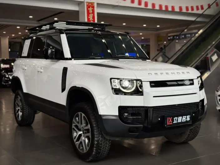 Land Rover Defender 2020 Model 110 P400 HSE – фото 3