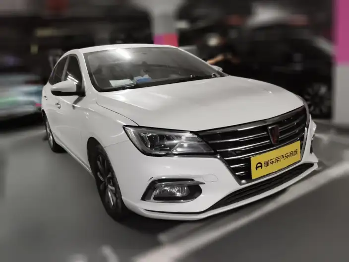 Roewe i5 2020 Model 1.5L Manual 4G Connected Luxury Edition – фото 3