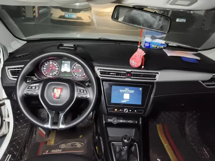 Roewe i5 2020 Model 1.5L Manual 4G Connected Luxury Edition – фото 5