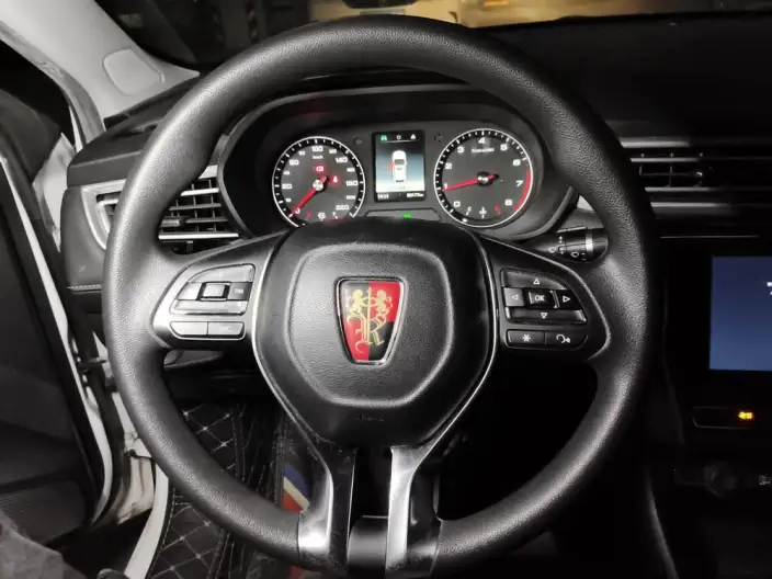Roewe i5 2020 Model 1.5L Manual 4G Connected Luxury Edition – фото 7