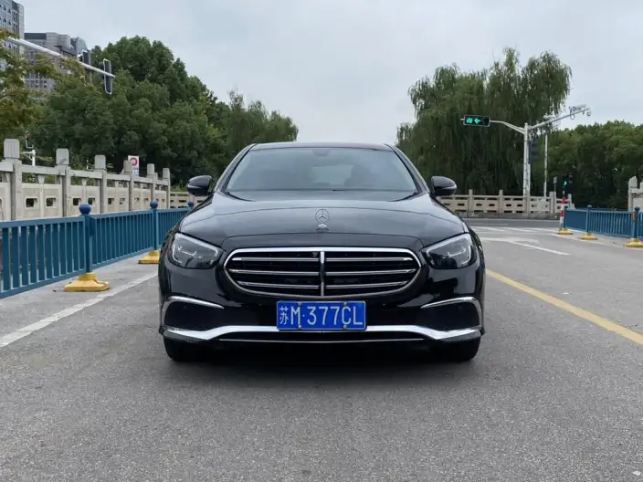 Mercedes-Benz E-Class 2022 Model E 300 L Luxury Model sedan – фото 2