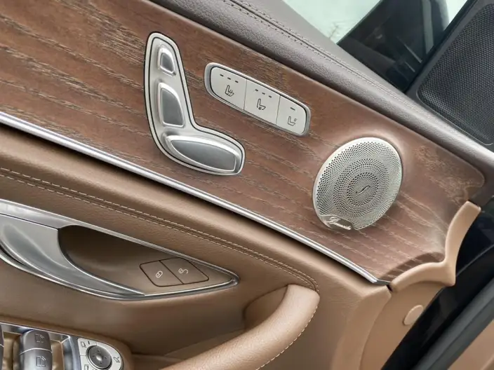 Mercedes-Benz E-Class 2022 Model E 300 L Luxury Model sedan – фото 5