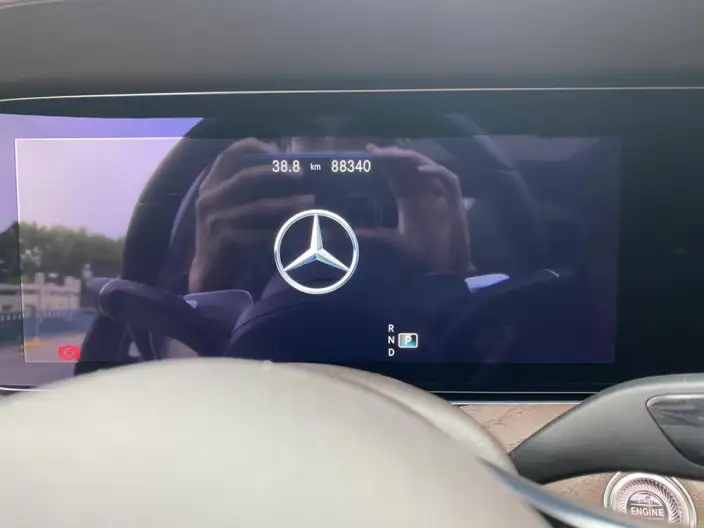 Mercedes-Benz E-Class 2022 Model E 300 L Luxury Model sedan – фото 9
