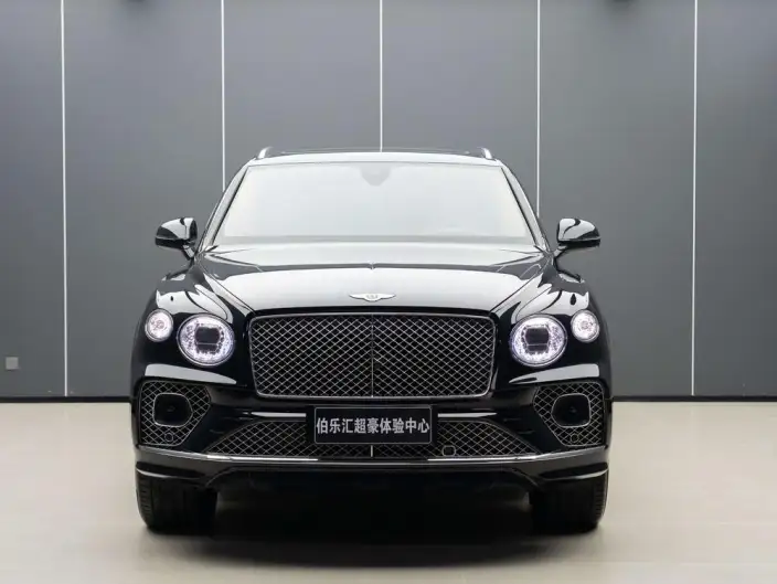 Bentayga 2022 Model 4.0T V8