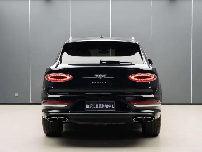 Bentayga 2022 Model 4.0T V8