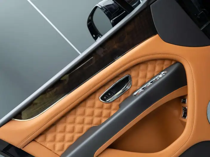 Bentayga 2022 Model 4.0T V8 – фото 7
