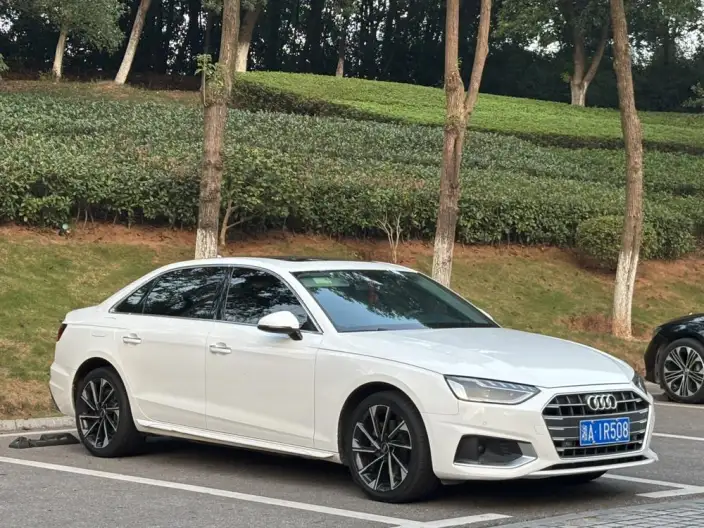 Audi A4 L 2022 Model 40 TFSI Fashion Dynamic Model – фото 3