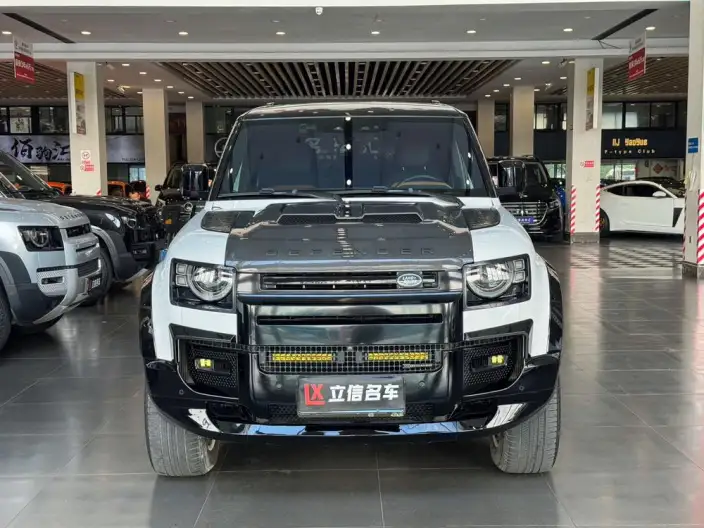 Land Rover Defender 2023 Model Facelift 110 P400 X-Dynamic HSE – фото 2