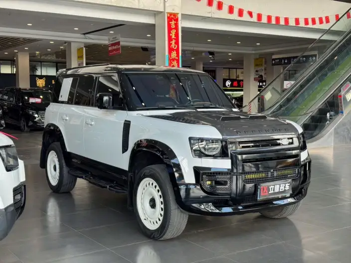 Land Rover Defender 2023 Model Facelift 110 P400 X-Dynamic HSE – фото 3
