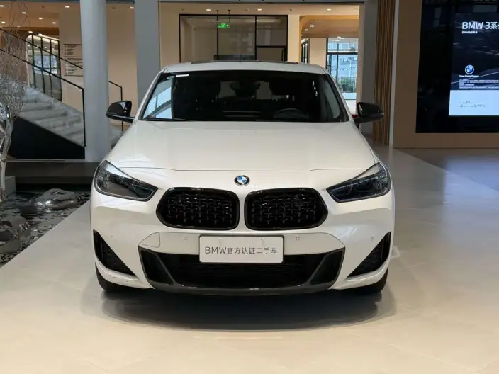 BMW X2 2023 Model sDrive25i M Sports Night Edition – фото 2