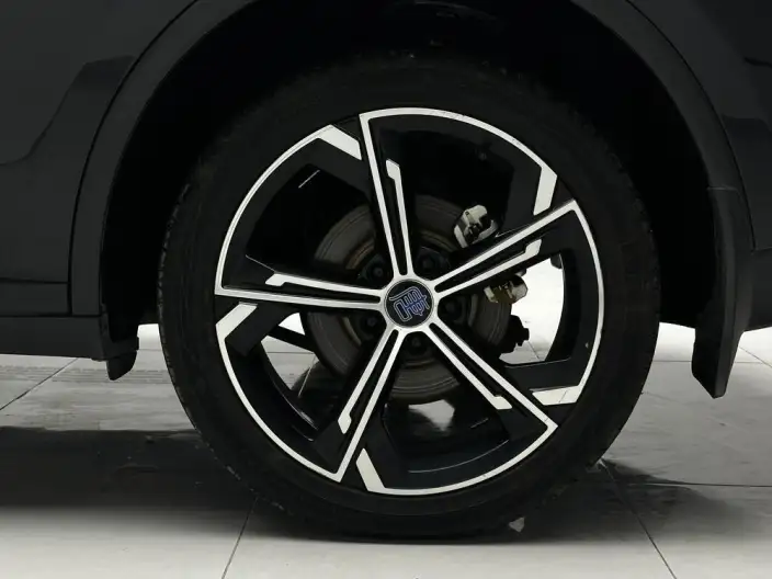 BYD Tang DM 2021 Model DM-i 1.5T 112KM Zunrong Model – фото 9
