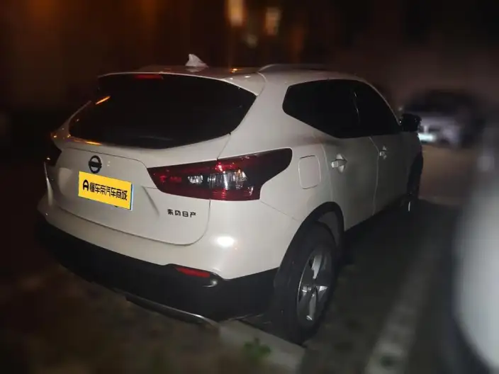 Nissan Qashqai 2022 Model 2.0L XV Smart Edition – фото 2