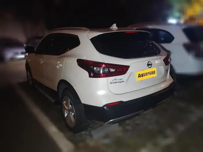 Nissan Qashqai 2022 Model 2.0L XV Smart Edition – фото 4