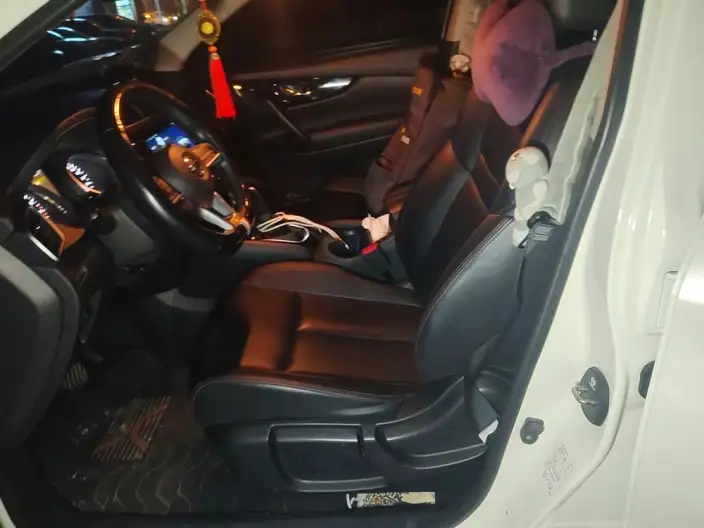 Nissan Qashqai 2022 Model 2.0L XV Smart Edition – фото 10