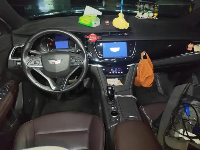 Cadillac XT6 2022 Model 2.0T VI seat 2WD Luxury Model – фото 5