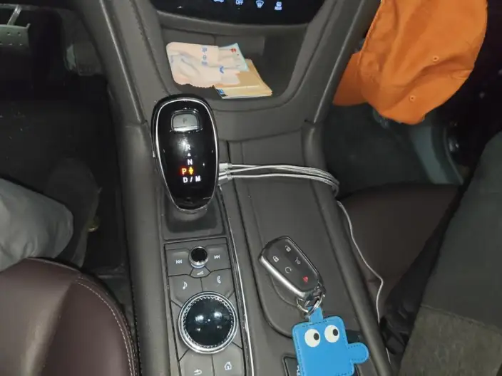 Cadillac XT6 2022 Model 2.0T VI seat 2WD Luxury Model – фото 9