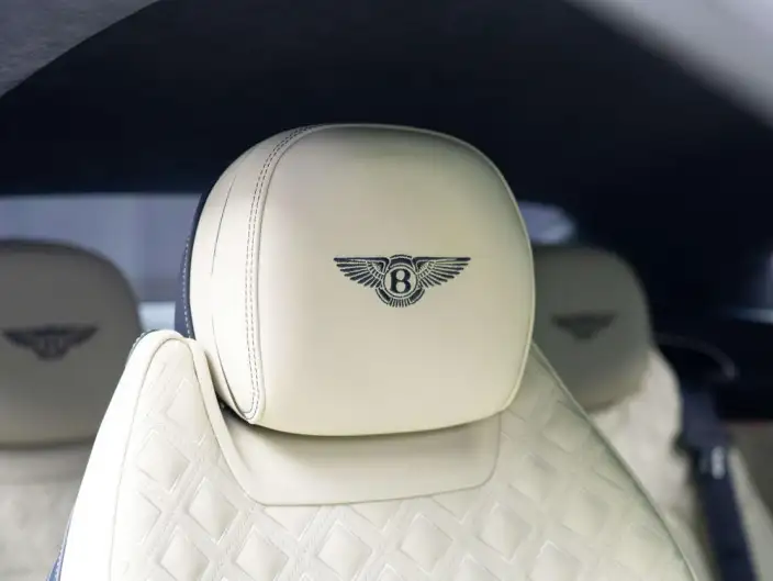 Continental 2022 Model 6.0T GT W12 – фото 5