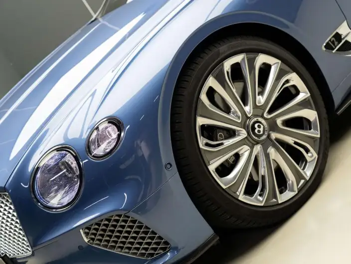 Continental 2022 Model 6.0T GT W12 – фото 8