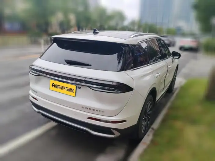 Lincoln Corsair 2023 Model 2.0T 2WD Zunya Edition – фото 2