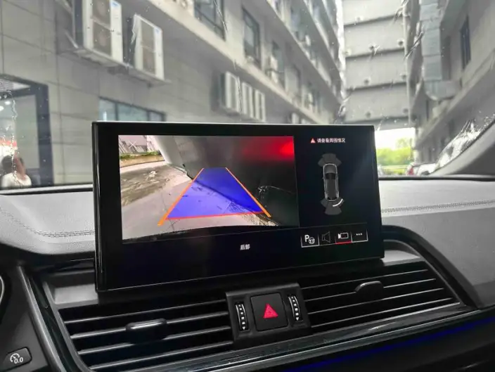 Audi Q5L 2022 Model 40T Luxury Dynamic Model – фото 10