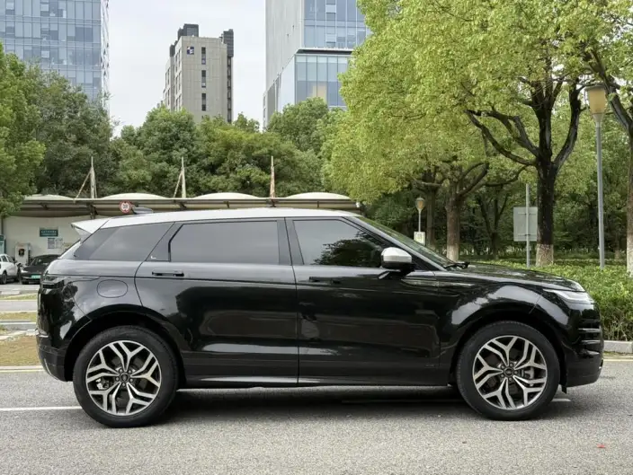 Range Rover Evoque 2022 Model Aurora L 249PS R-Dynamic Deluxe Edition – фото 8