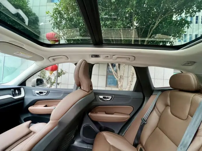 Volvo XC60 2020 Model T5 4WD Smart Range Deluxe Edition – фото 9