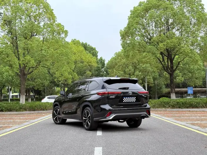 Crown Kluger 2021 Model 2.5L HEV 4WD Premium Edition – фото 5