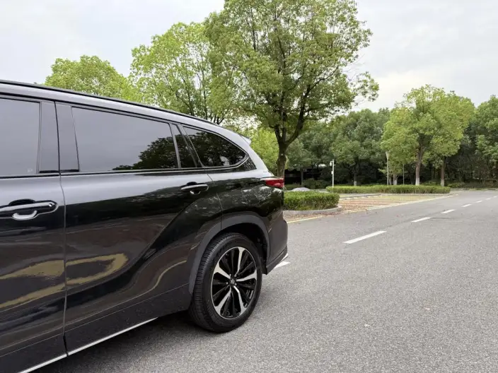 Crown Kluger 2021 Model 2.5L HEV 4WD Premium Edition – фото 8
