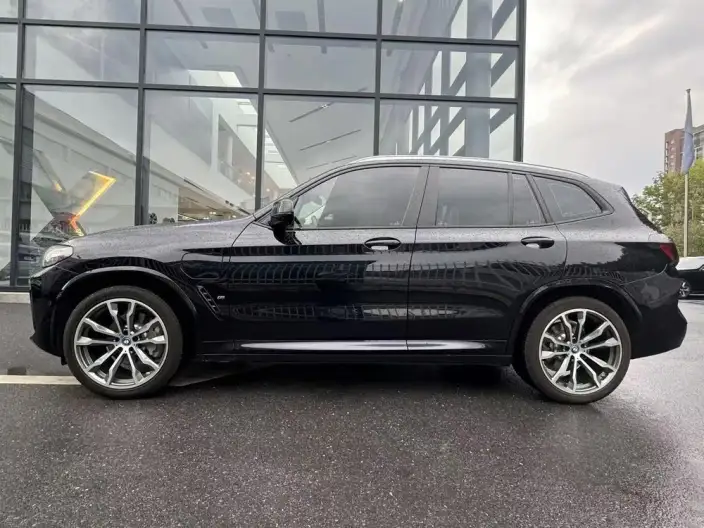 BMW iX3 2022 Model Chuangling Model – фото 3