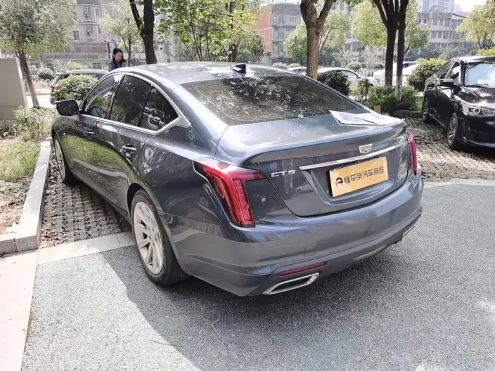 Cadillac CT5 2022 Model 28T Fashion Model – фото 4