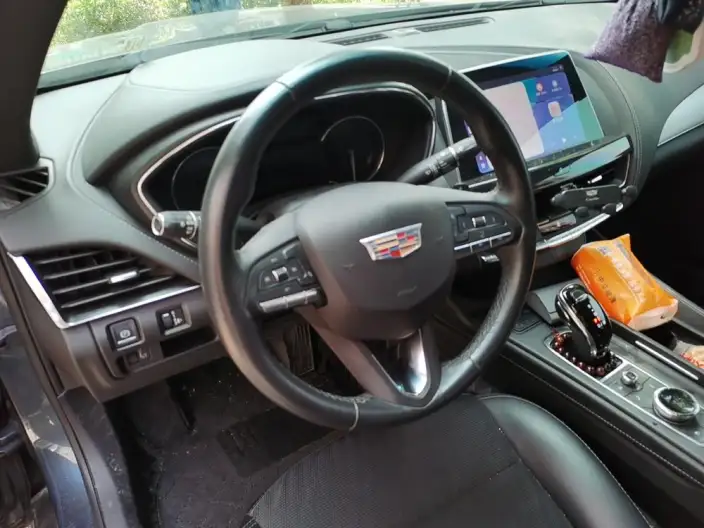 Cadillac CT5 2022 Model 28T Fashion Model – фото 7