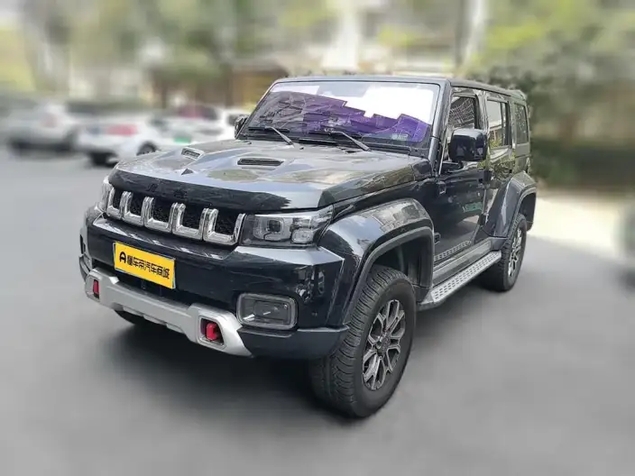 BAIC BJ40 2023 Model 2.0T Automatic 4WD City Hunter Edition Warrior Model – фото 1