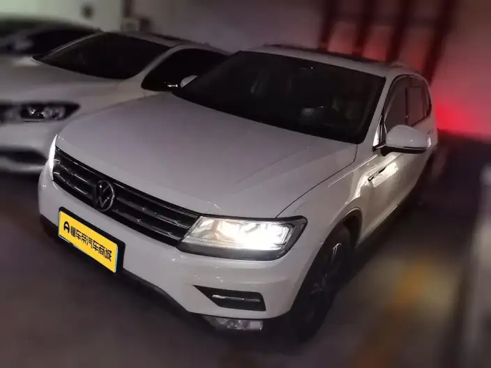 Volkswagen Tiguan L 2021 Model 330TSI Automatic 2WD Smart Edition – фото 1