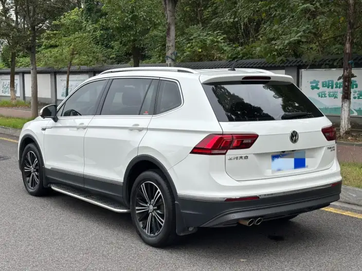 Volkswagen Tiguan L 2020 Model 330TSI Automatic 2WD Panorama Comfort Edition China V – фото 4