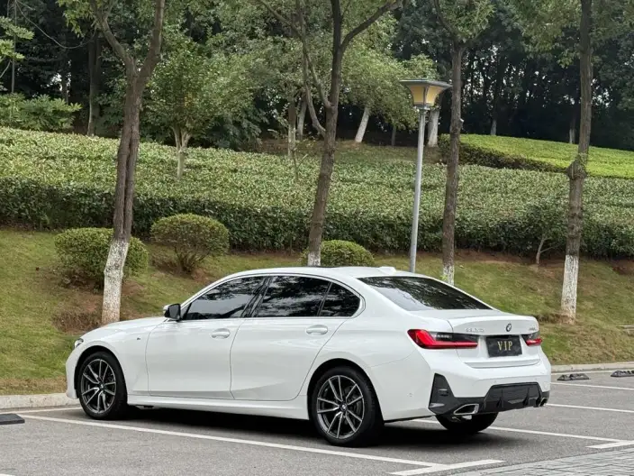 BMW 3 Series 2023 Model 325Li M Sports Set – фото 4