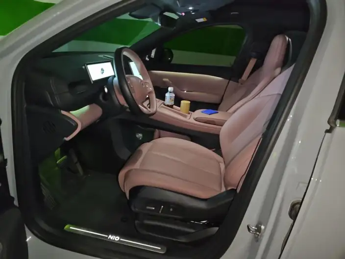 NIO EC6 2024 Model 75kWh – фото 10