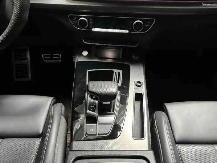Audi Q5L 2024 Model 45TFSI Luxury Dynamic Model – фото 8