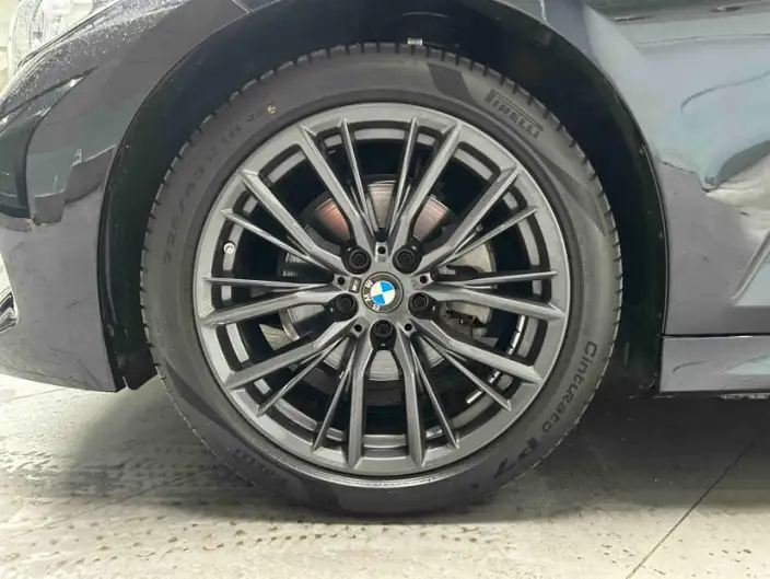 BMW 3 Series 2023 Model 325i M Sports Night Set – фото 7