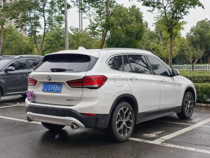 BMW X1 2020 Model sDrive25Li Leading Model – фото 6
