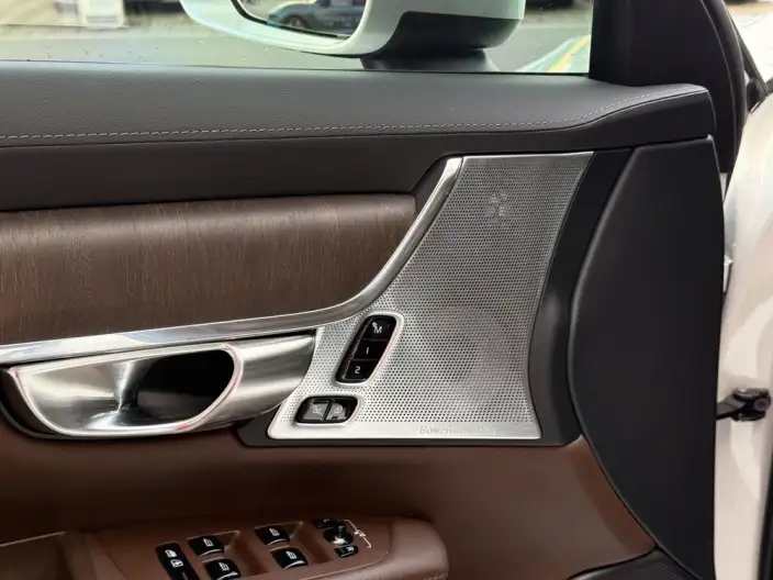 Volvo V90 2021 Model Cross Country B5 AWD Zhizun Edition – фото 8