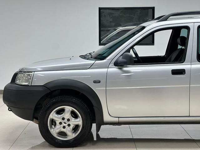 Freelander 2003 модификация 2.5i автоматическое V6 – фото 3