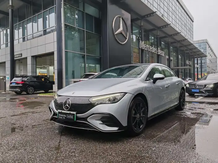 Mercedes-Benz EQE 2022 Model EQE 350 Pioneer Edition – фото 1
