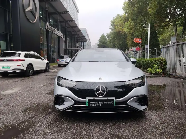 Mercedes-Benz EQE 2022 Model EQE 350 Pioneer Edition – фото 2