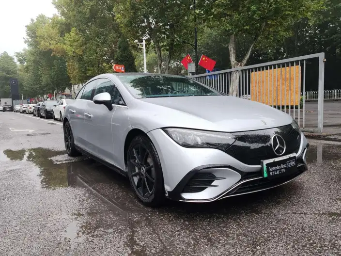 Mercedes-Benz EQE 2022 Model EQE 350 Pioneer Edition – фото 3