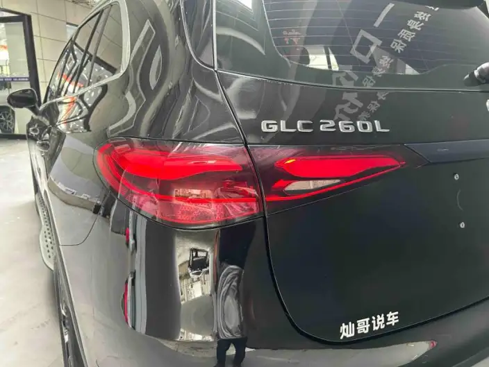 Mercedes-Benz GLC 2023 Model GLC 260 L 4MATIC Luxury Model 7 seat – фото 6