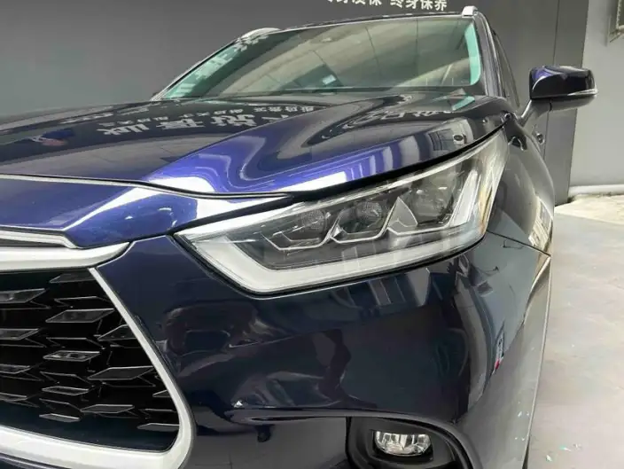 Toyota Highlander 2022 Model Hybrid 2.5L 4WD Premium Edition 7 seat – фото 6