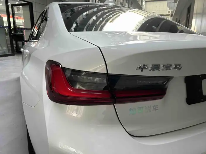BMW 3 Series 2023 Model 325Li M Sports Set – фото 6