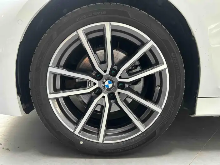 BMW 3 Series 2023 Model 325Li M Sports Set – фото 8